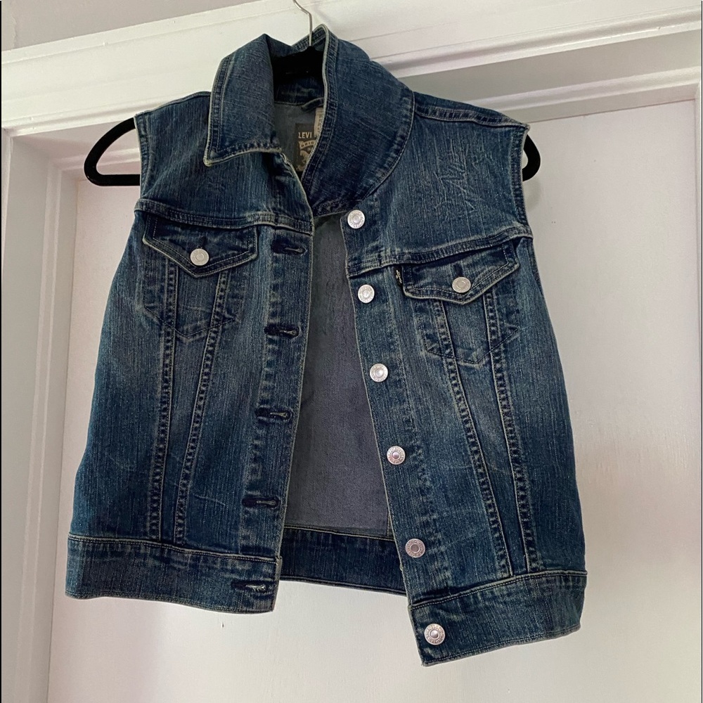 Levi Jean vest